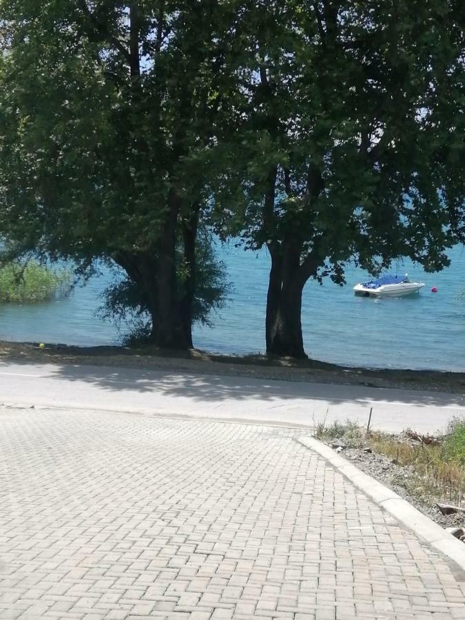 Apartments Lakeside Elesec Ohrid Eksteriør bilde